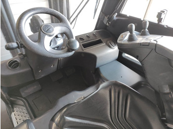 Electric forklift Linde E16PH-02-386 EVO: picture 5