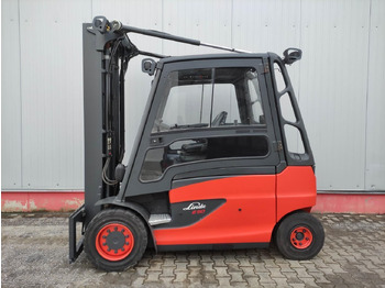 Electric forklift LINDE E