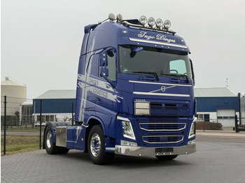 Tractor unit VOLVO FH13 540