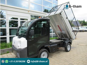Tipper van