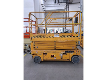 Scissor lift HAULOTTE Compact 12
