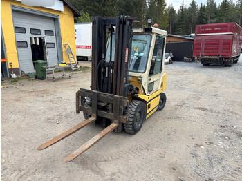 Diesel forklift TCM