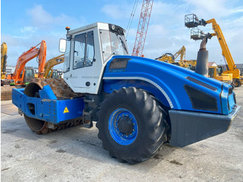 Roller BOMAG