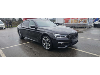 Sedan BMW 750: picture 3