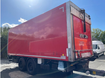 Refrigerator trailer