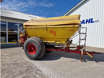 Fertilizer spreader BREDAL