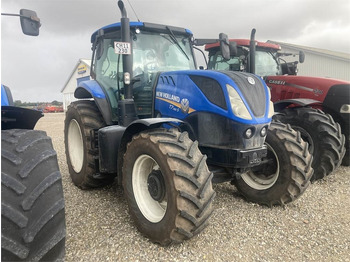 Farm tractor NEW HOLLAND T7