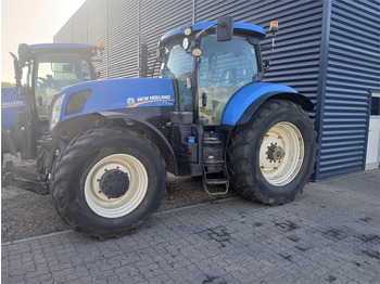 Farm tractor NEW HOLLAND T7