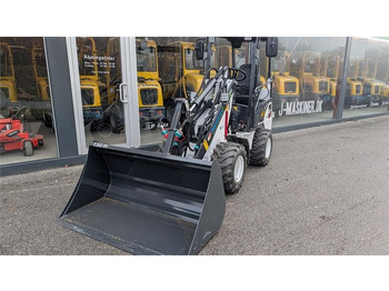 Compact loader EUROTRAC