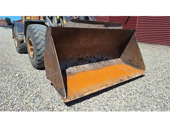 Loader bucket