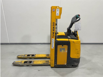 Leasing of Jungheinrich ERC 212 Jungheinrich ERC 212: picture 3 Leasing of Jungheinrich ERC 212 Jungheinrich ERC 212: picture 3