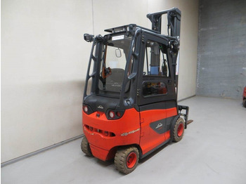 Electric forklift Linde E30H-01/600: picture 4