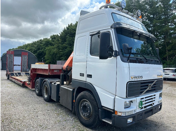 Tractor unit VOLVO FH12 460