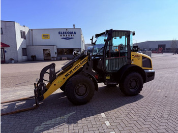 Wheel loader New Holland W50 TC Wiellader: picture 2