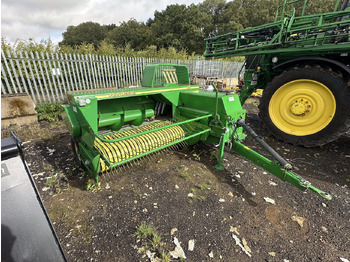 Square baler JOHN DEERE