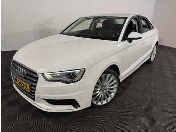 Sedan AUDI