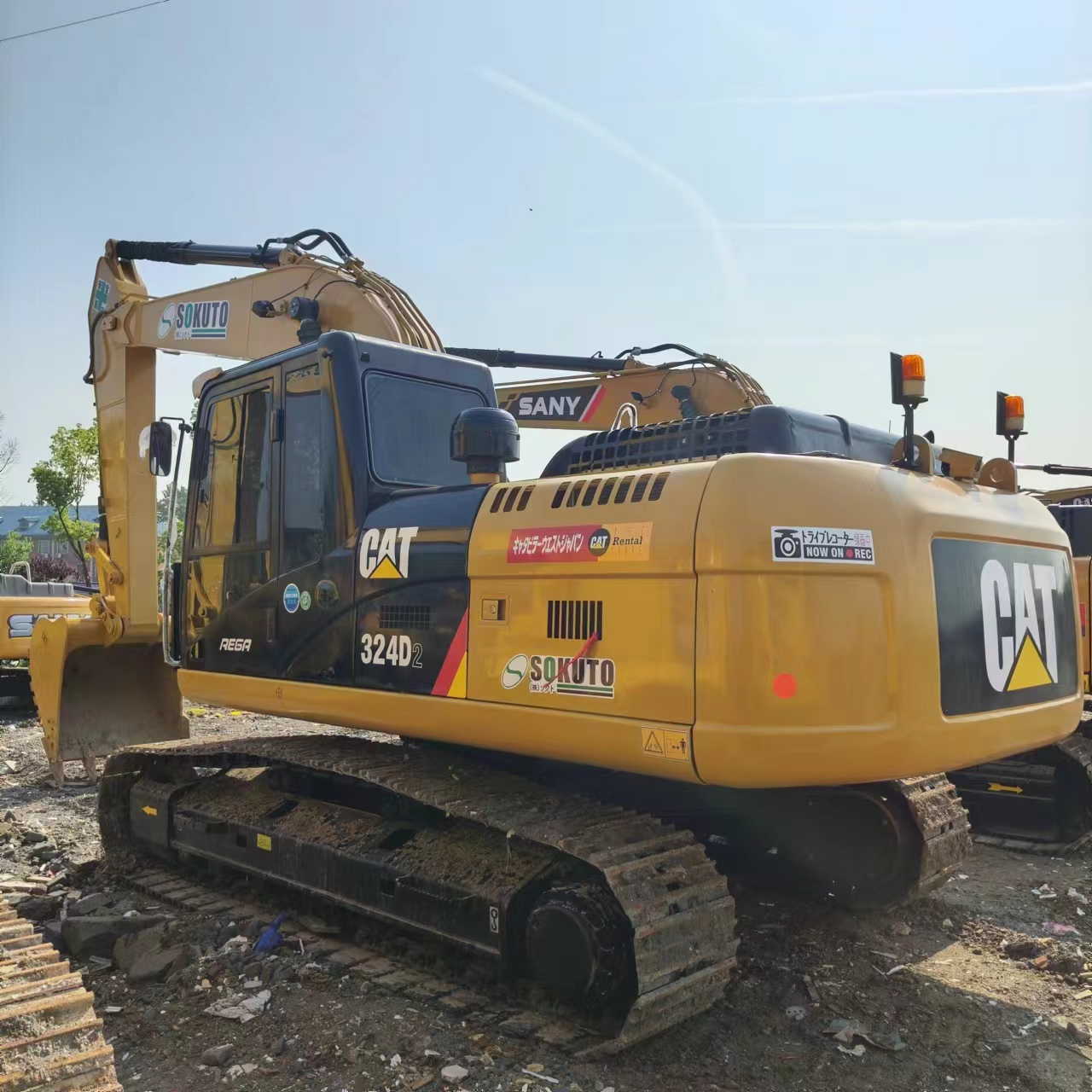 Crawler excavator CATERPILLAR 324: picture 5
