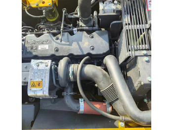 Crawler excavator KOMATSU PC200: picture 3 Crawler excavator KOMATSU PC200: picture 3