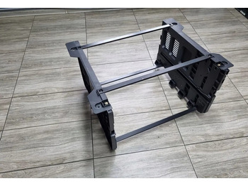 Cab and interior RENAULT T