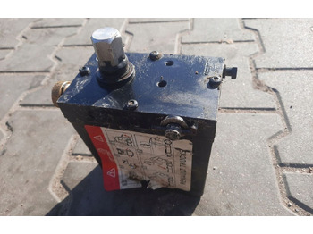 Cab and interior RENAULT T