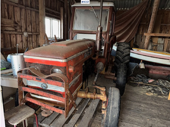 Farm tractor 1971 Zetor 4511: picture 5
