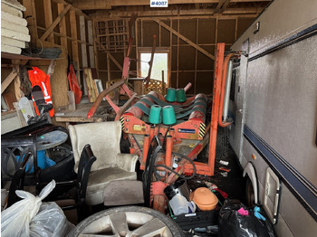 Hay and forage equipment KVERNELAND