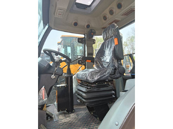 Backhoe loader CAT 420F: picture 5