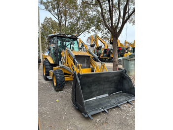 Backhoe loader CAT 420F: picture 2