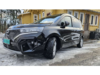 Car NISSAN