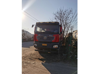 Tipper SHACMAN X3000: picture 3