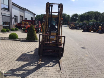 Forklift Komatsu FGT25T-11E: picture 2