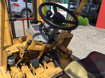 Forklift Komatsu FGT25T-11E: picture 5