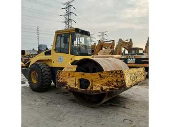 Road roller BOMAG BW226DH: picture 5