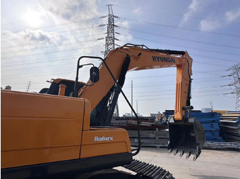 Crawler excavator Hyundai R220-9S: picture 3
