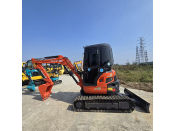 Mini excavator KUBOTA U35: picture 5