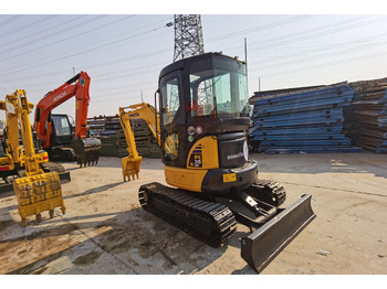 Mini excavator Komatsu PC35MR: picture 5