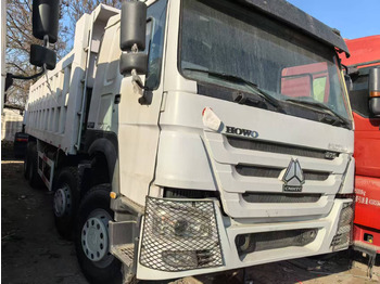 Tipper SINOTRUK HOWO 8x4: picture 2