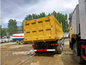 Tipper SINOTRUK HOWO