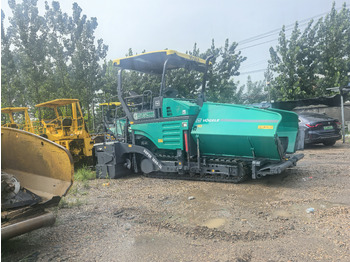 Asphalt paver VÖGELE