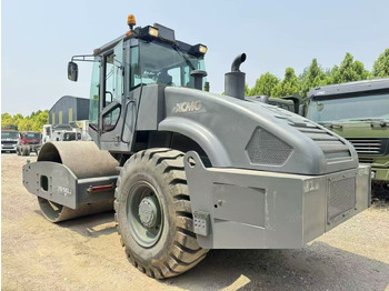 Road roller XCMG XS142J: picture 5 Road roller XCMG XS142J: picture 5