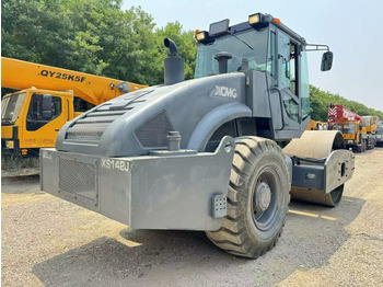 Road roller XCMG XS142J: picture 2 Road roller XCMG XS142J: picture 2