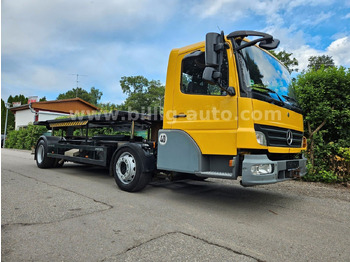 Container transporter/ Swap body truck MERCEDES-BENZ