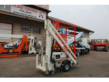 Trailer mounted boom lift