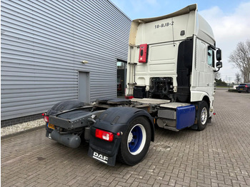 Tractor unit DAF XF 460 4x2 / APK - TUV JANUARI 2026 / HOLLAND TRUCK / ADR KLASSE I II III / 2 BEDS /: picture 4