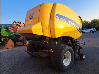 Round baler New Holland ROLL-BELT 150 cropcutter: picture 3 Round baler New Holland ROLL-BELT 150 cropcutter: picture 3