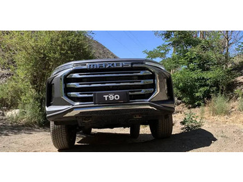 Pickup truck