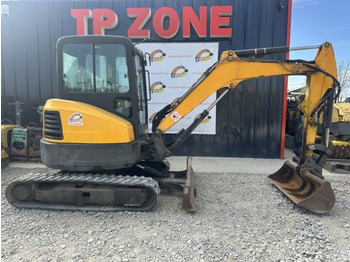 Mini excavator BOBCAT E35
