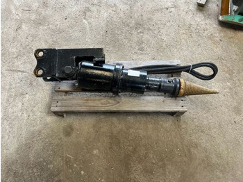 Log splitter Fendeuse à bois pour minipelle: picture 3 Log splitter Fendeuse à bois pour minipelle: picture 3