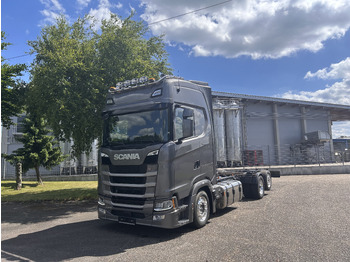 Container transporter/ Swap body truck SCANIA S 540