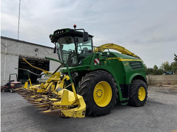 Forage harvester JOHN DEERE 8500